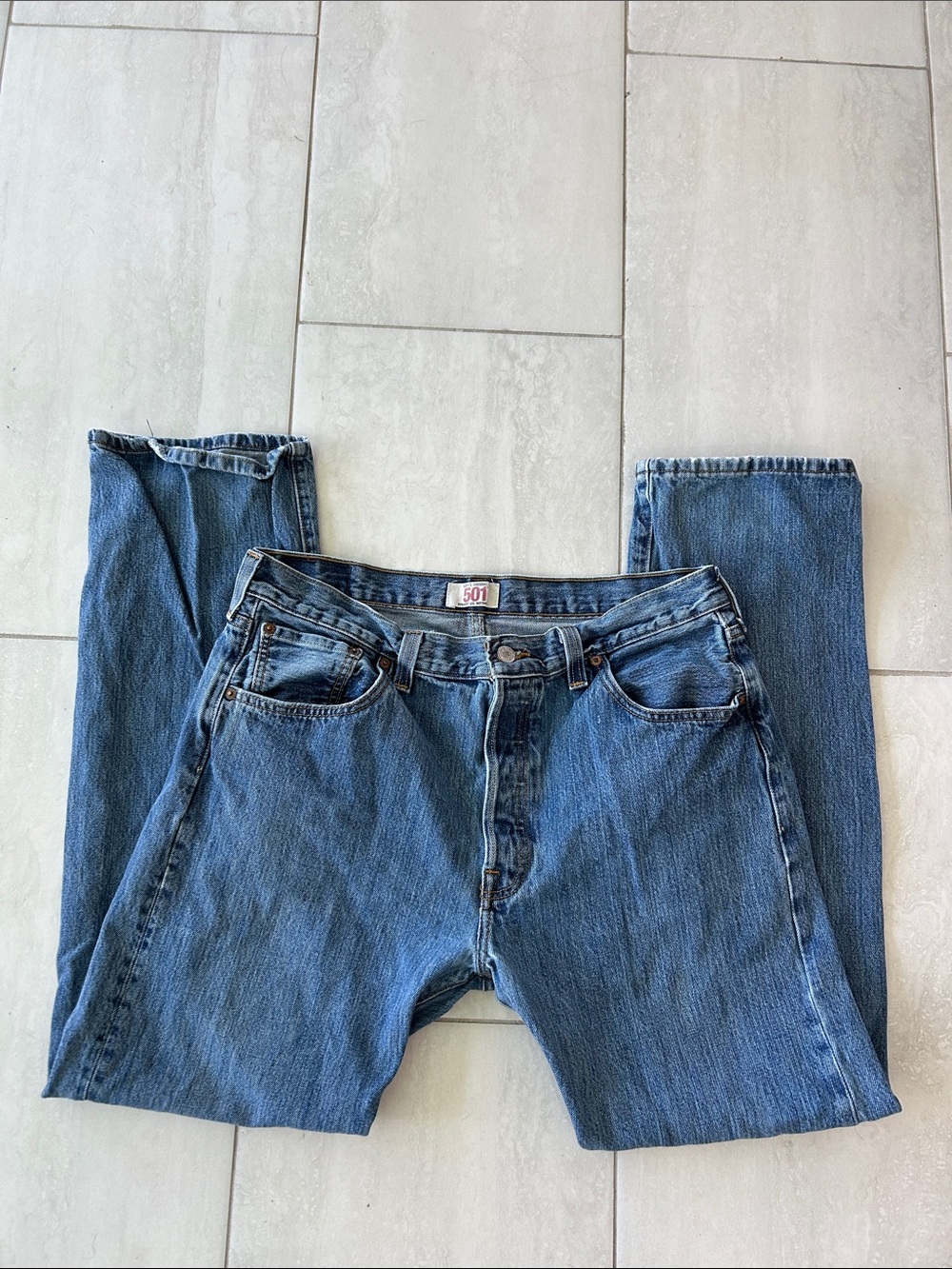 Levi's 501 Button-fly Straight-Leg Men's Jeans in Blue